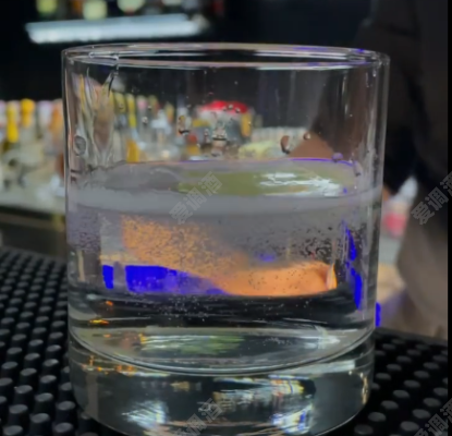 龙舌兰蹦(龙舌兰炸弹)(TEQUILA BOMB)