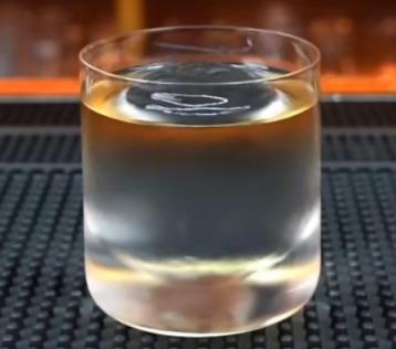 悬浮威士忌Whisky Float 第1张