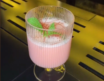 仙桃美人(PEACH LADY)  第1张